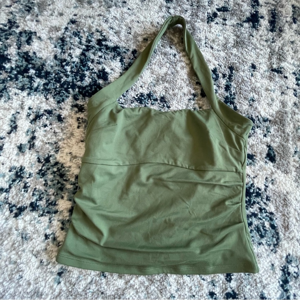 Halter top